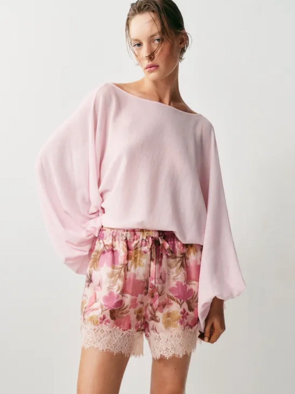 NWT Zara Woman FLORAL LACE PRINT SHORTS Size L Large